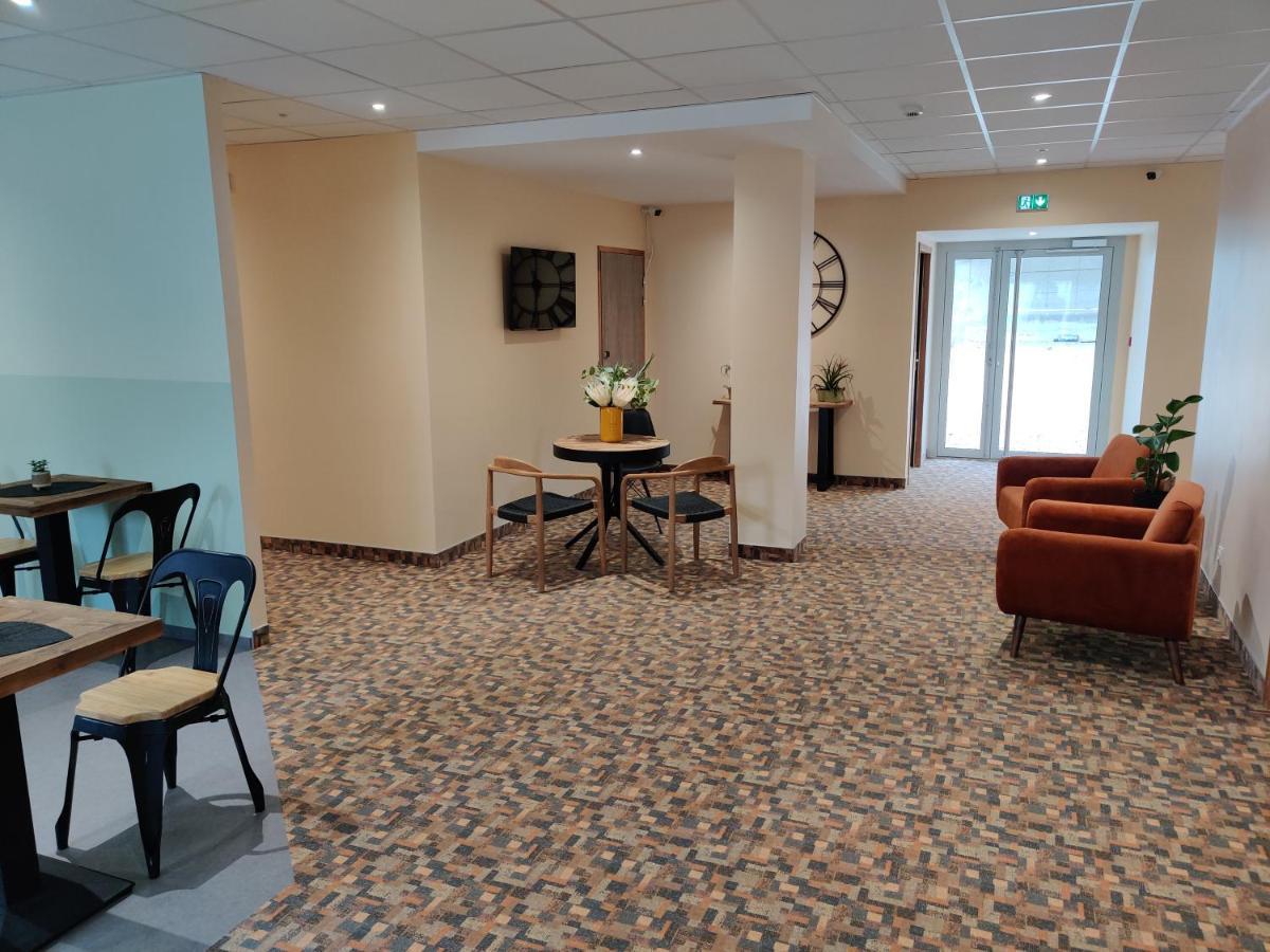 Hotel De La Tour Dış mekan fotoğraf