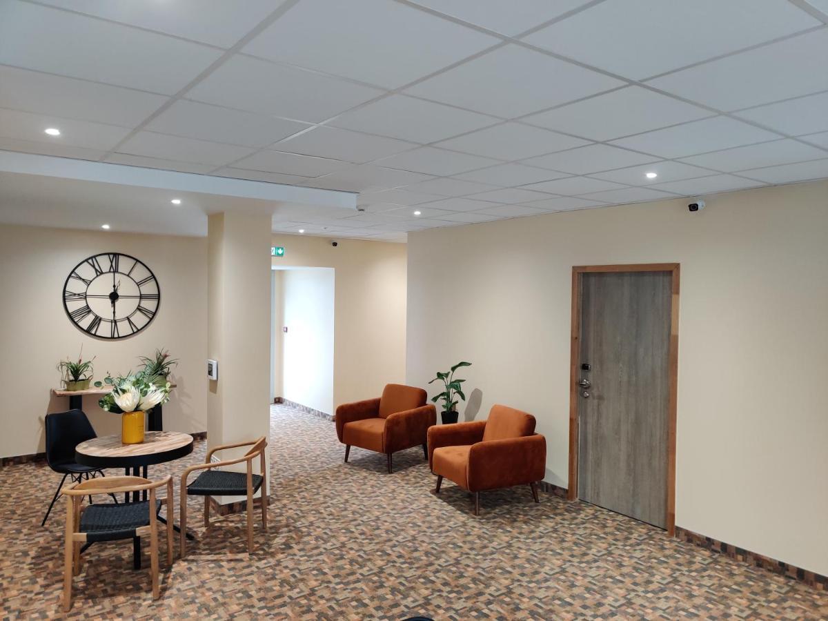 Hotel De La Tour Dış mekan fotoğraf
